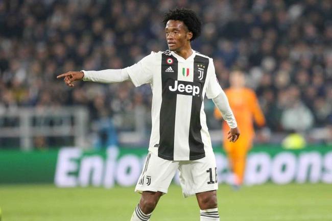 印尼羽球超级500赛 ｜ 送印尼传奇爸爸组合谢幕 阿叶勇闯8强.